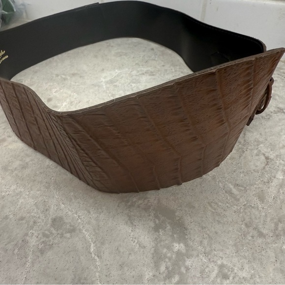 Rare Vintage Landes Brown Leather Crocodile Embossed Belt. Large. Like new! - Picture 2 of 7